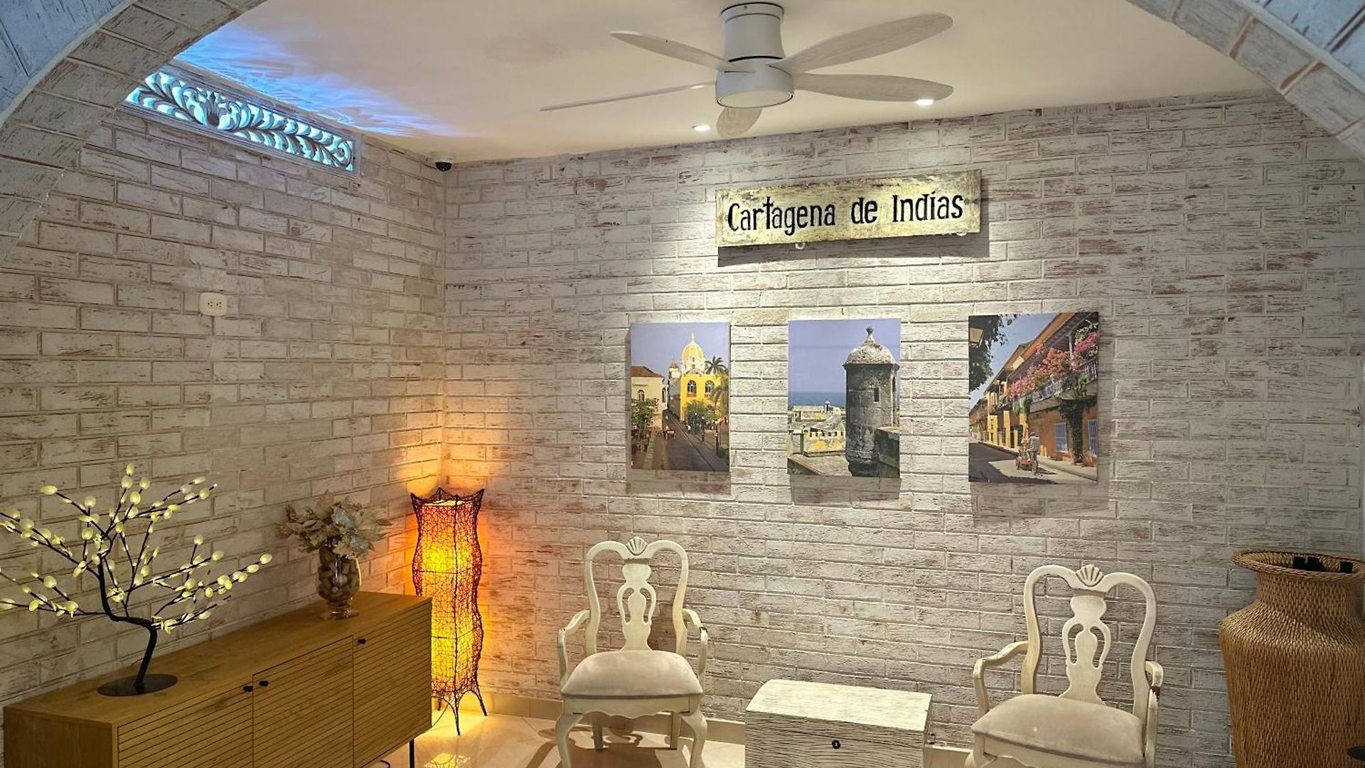 La Magdalena Hotel 2*