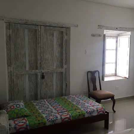 La Magdalena Hotel 2*