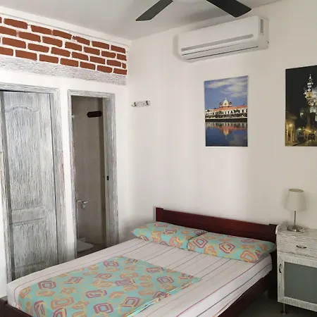 La Magdalena Hotel 2*